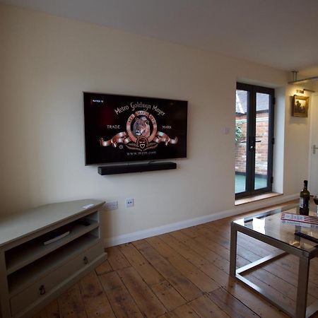 Spacious Apartment With Roof Terrace, Near The Waterfront, Ipswich Buitenkant foto