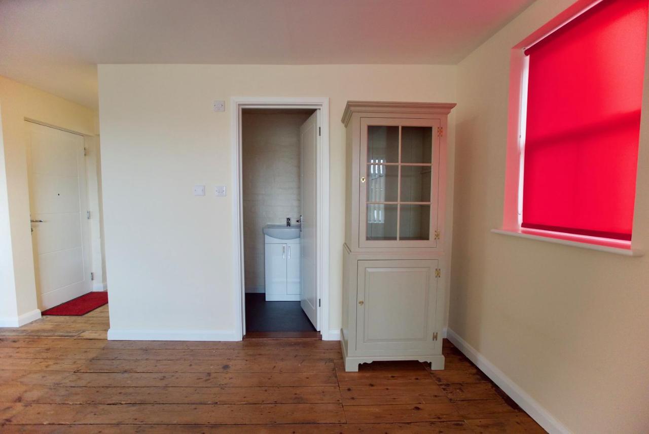Spacious Apartment With Roof Terrace, Near The Waterfront, Ipswich Buitenkant foto