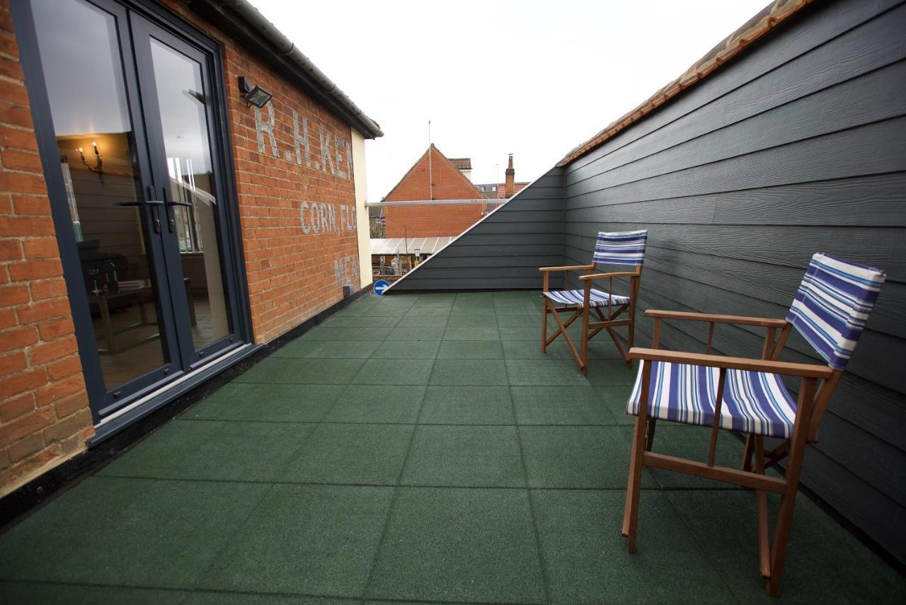 Spacious Apartment With Roof Terrace, Near The Waterfront, Ipswich Buitenkant foto