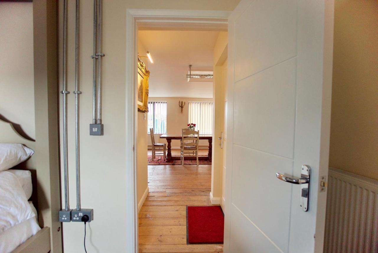 Spacious Apartment With Roof Terrace, Near The Waterfront, Ipswich Buitenkant foto
