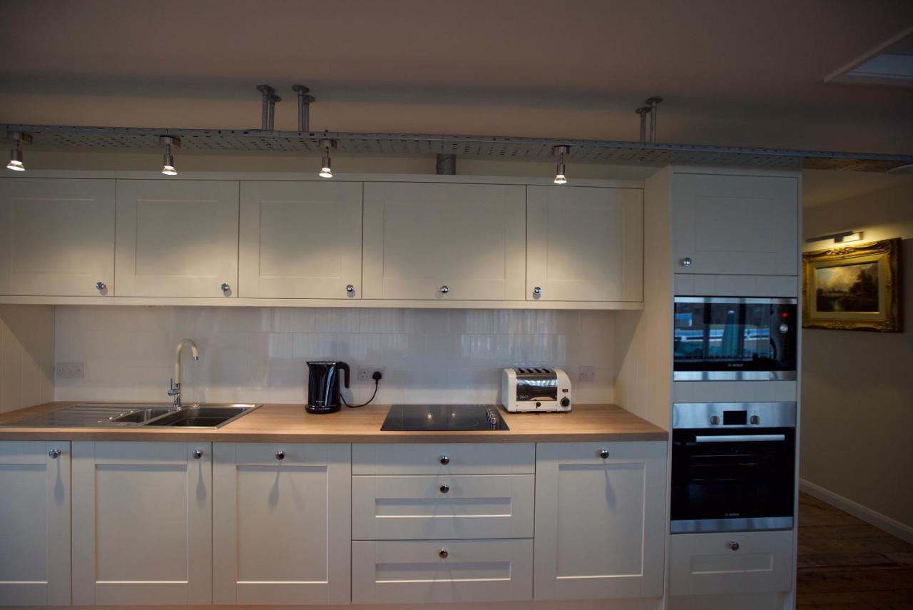 Spacious Apartment With Roof Terrace, Near The Waterfront, Ipswich Buitenkant foto