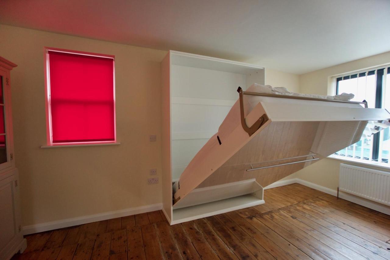 Spacious Apartment With Roof Terrace, Near The Waterfront, Ipswich Buitenkant foto